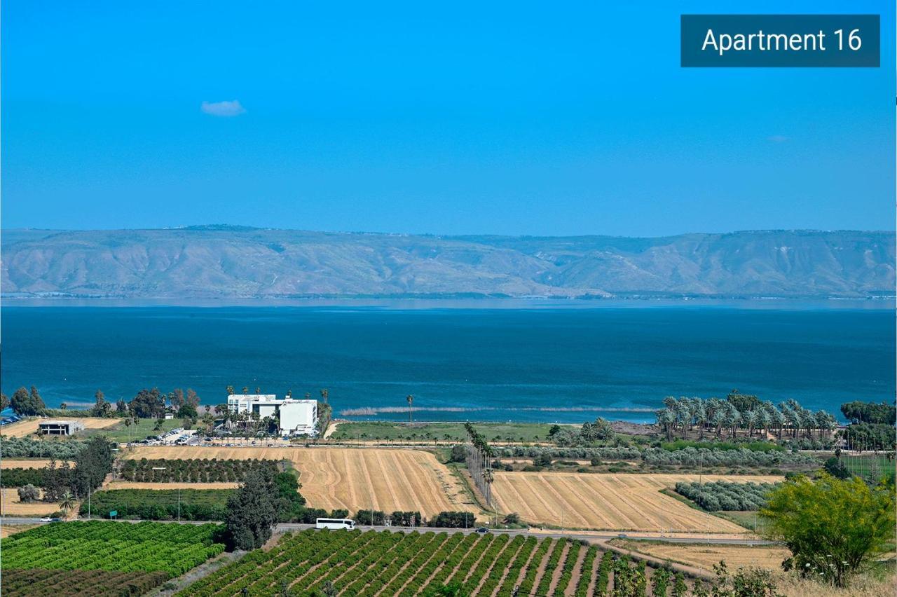 Yalarent C Kinneret Hotel Apartments Migdal Kültér fotó